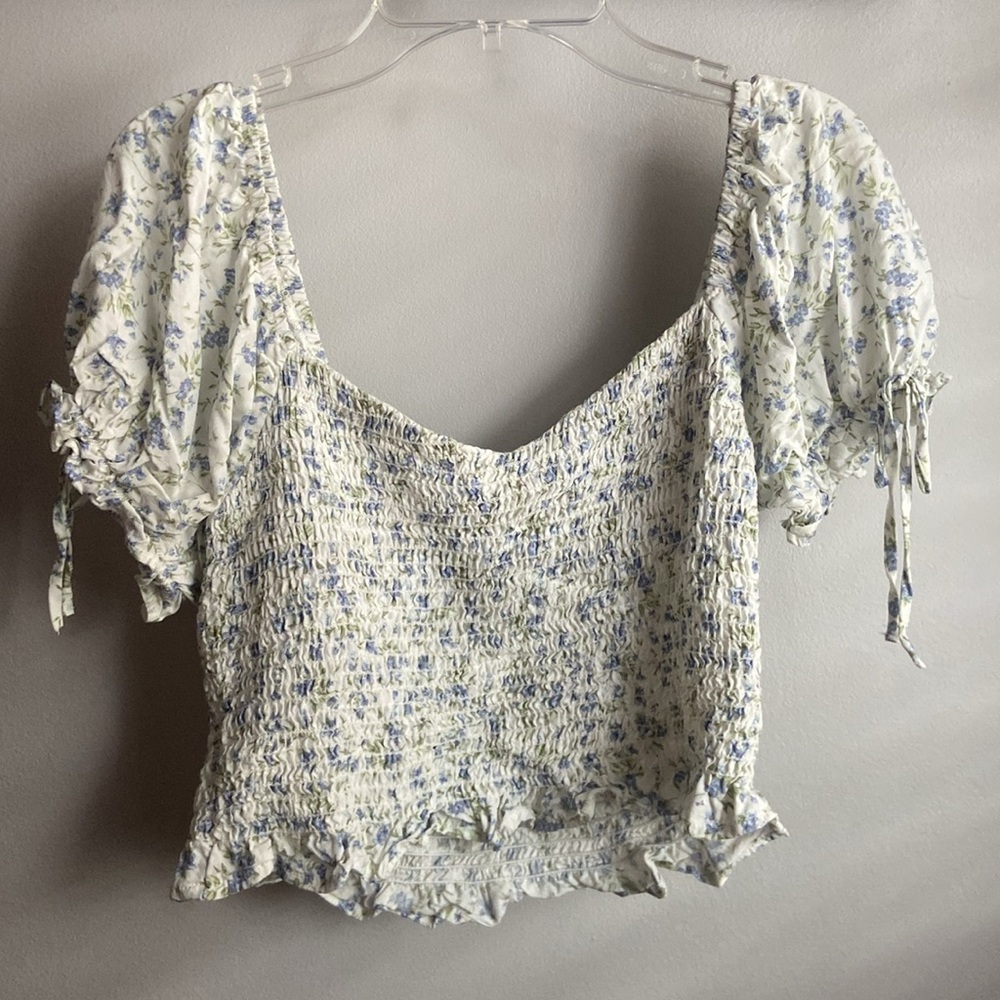 Altar’d State Blue Floral Crop Top